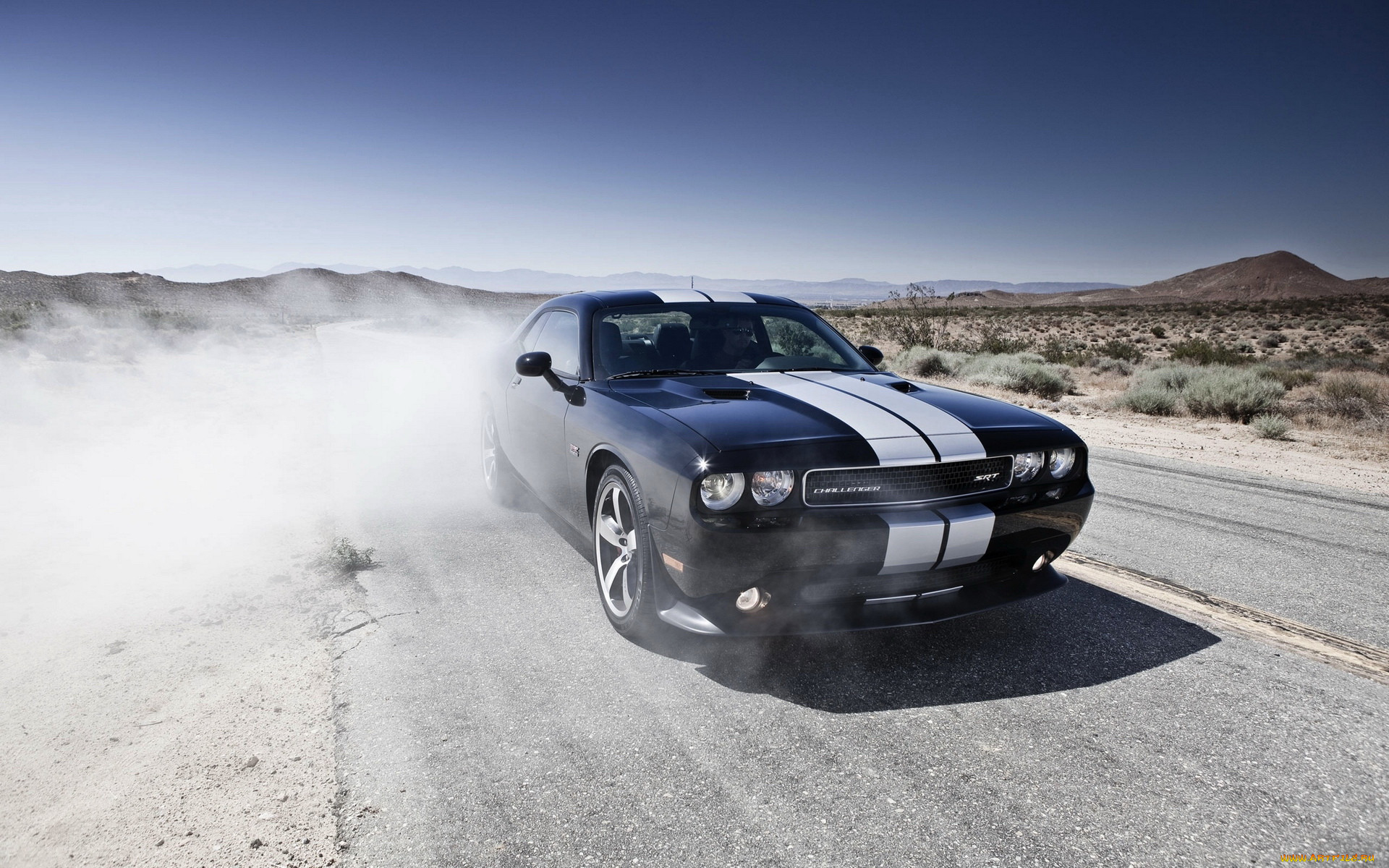 Dodge Challenger srt8 2011